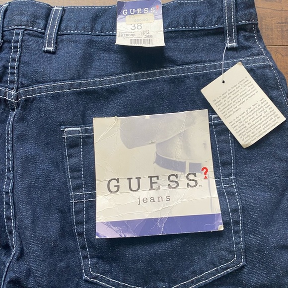 Vintage Guess Y2K Jean shorts - Picture 5 of 9